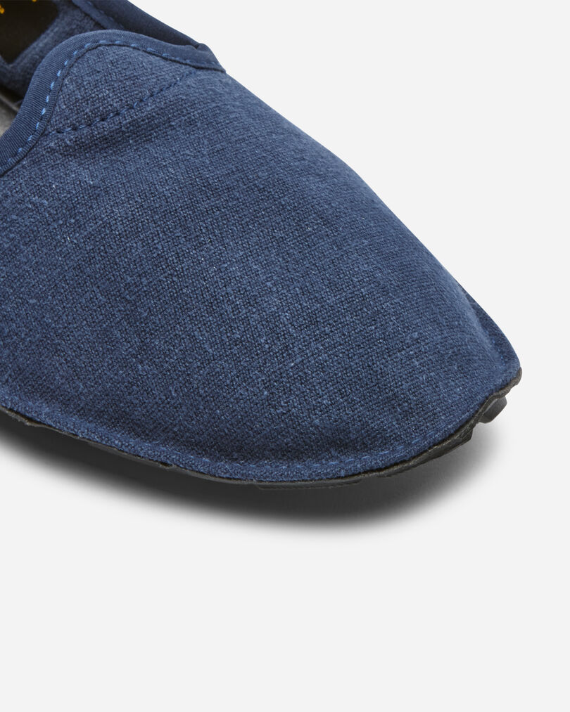23W2M02_TOE-1.jpg