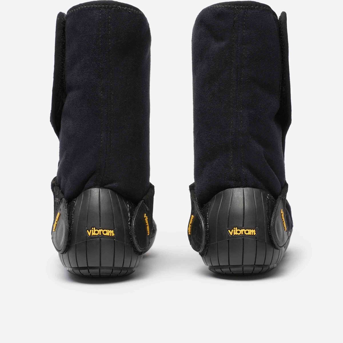 FUROSHIKI_MID_BOOT_17UCC01_TRAVELERBLACK_04-1.jpg