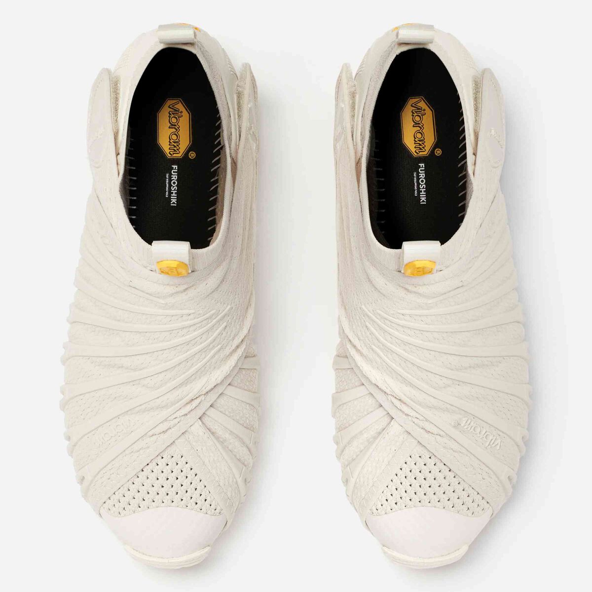 FURO_KNIT_HIGH_20WEB03_SAND_05-1.jpg