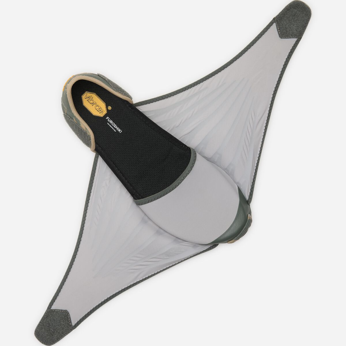 Furoshiki20Original_25MAD04_Light_Grey_Green_Camo_03-3.jpg