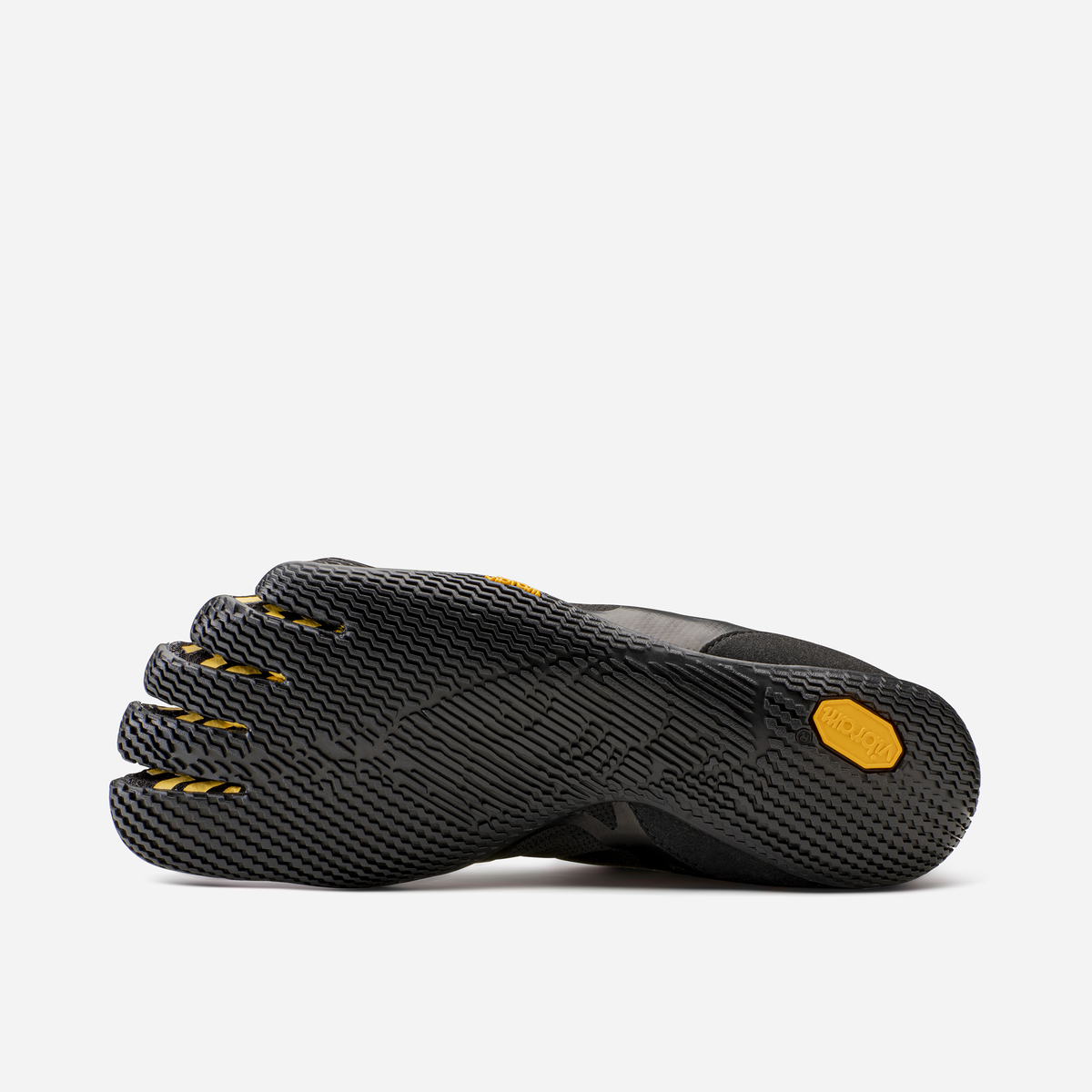 KSOEVO_25W0702_BLACK-YELLOW_02-3.png